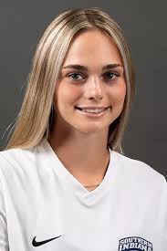 Hailey Robinson's Instagram, Twitter & Facebook