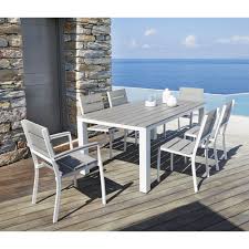 Garden Chair In Aluminium And Imitation Wood Composite Maisons Du Monde Sillas Para Jardin Sillas Aluminio Mesas Jardin