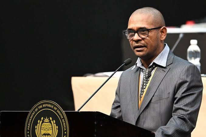 Fadiel Adams to stay behind bars until next week