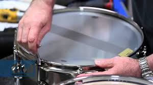 Check our beginner drum set guide for 2021 to make an informed choice about the best drum to suit your needs as a beginner drummer. How To Tune Drums By Dw S John Good Youtube