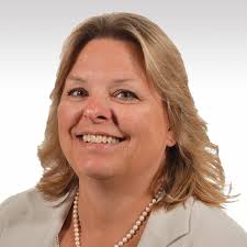 Shirley Howe's Instagram, Twitter & Facebook