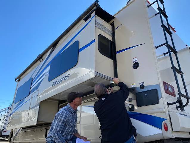 The Fit RV | RV Basics: Slide-Outs - Different Types & How To Maintain