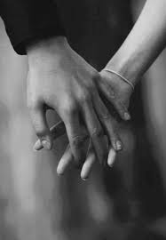 Whitenoten Couple Holding Hands Tattooed Couples Photography Black And White Love