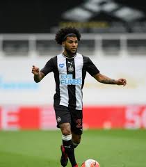 Deandre yedlin galatasaray ile adının anılması sonrasında kariyeri merak edilen isim olmaya başladı. Newcastle Exit Looks Likely For Deandre Yedlin