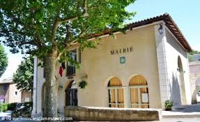 2 centre des impôts foncier se situent aux alentours de pertuis : Mairie Et Office De Tourisme Beaumont De Pertuis 84120 Fr