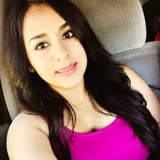 Noemi Arias (@Noemiarias2017)