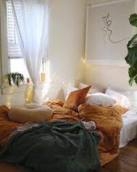 24 Absolutely Dreamy Bedroom Decorating Ideas For Autumn Fall Bedroom Decor Fall Bedroom Dreamy Bedrooms