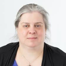 Jennifer Arnott's Instagram, Twitter & Facebook