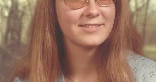 Sandra J (Paxton) Robinson