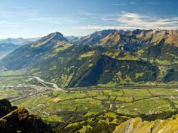 Malans is first mentioned about 840 as in villa mellanze. Alplibahn Malans Prattigau Tourismus