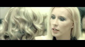 Anna Lakomy [Ambitious Starlet