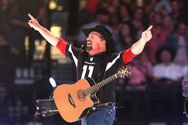 garth brooks reveals 2019 stadium tour date in oregon