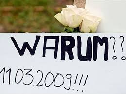 15 weiße rosen für 15 opfer: Winnenden Funf Jahre Nach Dem Amoklauf Raufen Und Schweigen Archiv