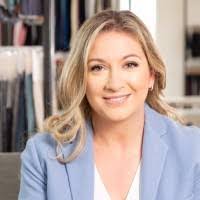 Clarissa Mann's Instagram, Twitter & Facebook