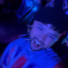 what's a boy to do @dasenergifestival day 2 🇬🇧🩵