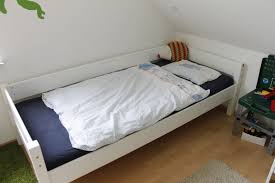 Zum teil sind matratzen auch selbsttragend ausgeführt (beispielsweise bei manchen französischen betten). Ein Neues Bett Fur Den Lavendeljungen Lavendelblog