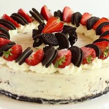 Unwiderstehliche Kinder Bueno Torte Mit Meinem Grundrezept Fur Wiener Boden Der Absolute Knaller Fur Haselnuss Lebensmittel Essen Bueno Torte Torten Rezepte
