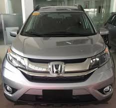 It is available in 6 colors, 3 variants, 1 engine, and 1 transmissions. Honda Brv Accessories Range Price List For E S V Vx Model
