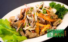 This chinese muslim restaurant serves up a delicious mix of malay, chinese and thai food at an affordable price. Restoran Puteri Hang Li Po Sabahbah Com