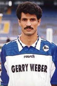 He was the first iranian to play in one of europe's big leagues, in germany, first with arminia bielefeld and then at bayern munich and hertha berlin. Dsc Arminia Bielefeld En Twitter Kurze Top10 Liste All Time Arminia Sturmer 10 Man 9 Kann 8 Doch 7 Jetzt 6 Nicht 5 Einfach 4 Eine 3 Liste 2 Machen 1 Fabian Klos Dscd98