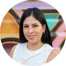 Evelyn Deloatch's Instagram, Twitter & Facebook