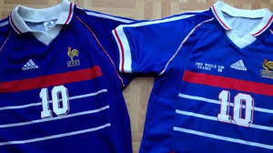 Authentic france football kit by nike for the french national team. How To Spot A Fake Football Shirt A Good Fake France 1998 Soccer Jersey Youtube