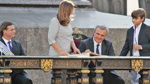 El ministro del interior y uno de los líderes del partido nacional, jorge larrañaga, murió este sábado debido a un paro cardiorrespiratorio. Adc2vnlaziyg3m