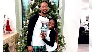 1 fan, boyfriend jonathan owens. Simone Biles On What Boyfriend Jonathan Owens Cooks For Dinner