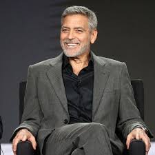 Die paketlänge darf 167,64 cm (66 zoll) nicht überschreiten. George Clooney Gesprache Mit Dem Weihnachtsmann Als Erziehungstrick Gala De