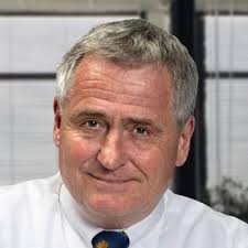 divisionone #interimmanagement #wedevelopcompanies #transformation  #eisbergprinzip