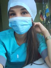 Pin By Emma Cayo Alvarez On Work Med Beautiful Nurse Female Doctor Doctor Scrubs