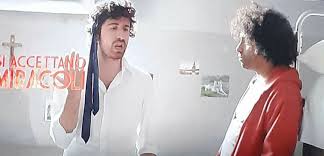 Si accettano miracoli, regia di alessandro siani (2015) tiramisù, regia di fabio de luigi (2016) questione di karma, regia di edoardo falcone (2017) metti la nonna in freezer, regia di giancarlo fontana e giuseppe stasi (2018) ti presento sofia, regia di guido chiesa (2018) 10 giorni senza mamma, regia di alessandro genovesi (2019) Si Accettano Miracoli 2015 Imdb