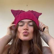 Karina Grace (@karinagracethrift)