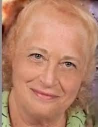 Maria Knee Obituary (2025)