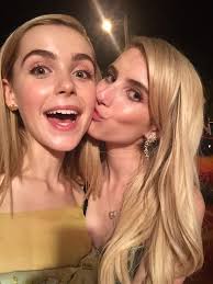kiernan shipka and emma roberts