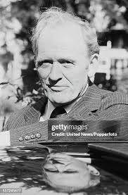 2,079 Gordon Jackson Photos & High Res Pictures