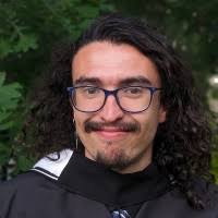 100+ perfiles de «Liska»