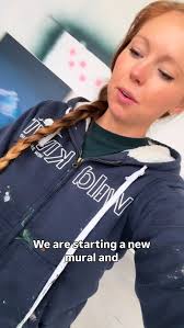 Day in the life 👩‍🎨 painting in 40 degree weather!