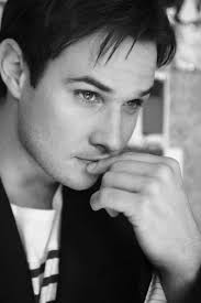 Ryan Merriman (aka Ian)