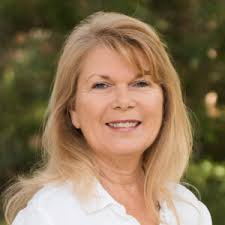 Sharon Basha's Instagram, Twitter & Facebook