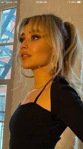 Nikki Hillman's Instagram, Twitter & Facebook