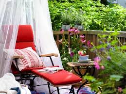 Verliebt In Balkonien Ruhezone Abgeschirmt Vom Moskitonetz Ikea Im Deckchair Garpa Entspannen Ein Outdoor Teppich Overbeck Fri Wohnen Zuhause Haus Deko