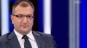 Suç örgütü liderliğinden hüküm giyen sedat peker'in bugünkü paylaşımlarında, cem küçük, çakma mi̇t'çi, pazar günü boşluk olursa seni de misafir oyuncu olarak alacağım diye seslendiği cem küçük, peker'e yanıt verdi. Cem Kucuk Erdogan Karsiti Biri Secilirse Hepimiz Yargilaniriz Seri Tutuklamalar Baslar