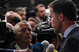 Dit zullen demissionair premier rutte en minister de jonge vanavond in een persconferentie aankondigen. Persconferentie Rutte De Jonge Verzwaringspakket Aan Maatregelen Bovenop Lockdown Van Nu Mogelijk Regionale Avondklok De Dagelijkse Standaard