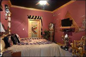 See more ideas about egyptian, egyptian home decor, egyptian furniture. Decorating Theme Bedrooms Maries Manor Egyptian Bedroom Ideas Egyptian Decor Egyptian Bedroom Furniture Egyptian Costumes Ancient Egyptian Bedrooms Hieroglyphics Wall Art Egyptian Bedding Pyramid