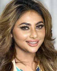 Heyy Beauty 🤍 @lanka.fernando 💄 @ru__fdo 077 032 9856 Keep In Touch With  SALON LANKA FERNANDO Hill St' Dehiwala #naturalmakeuplook  #salonlankafernando #makeup #glam #glow