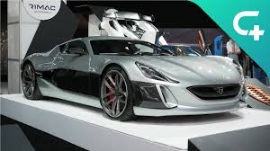 Résultat de recherche d'images pour "formula e safety car rimac"