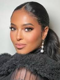 Natalia Stanton's Instagram, Twitter & Facebook