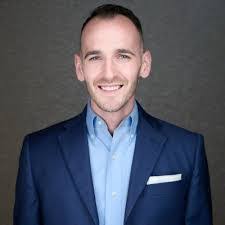 Chris Kunze's Instagram, Twitter & Facebook