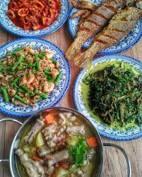Pucuk paku masak lemak cili api. Sup Kaki Ayam Masak Lemak Pucuk Ubi Pucuk Paku Daun Kadok Kerabu Kacang Panjang Udang Ikan Goreng Sambal Sotong Selamat Bbuka Nnti Peeps Kacang Resep Ayam